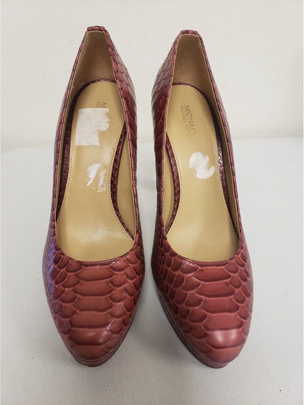 Michael Kors Burgundy Snakeskin Pattern Leather High Heel Pumps 4.5" VG 8.5M